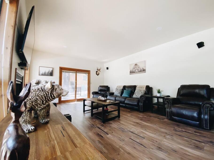 Kathys Cabin, King Bed, Hot Tub, Near-Nau & Downtown Attractions, Perfect Year-Round Mountain Getaway Flagstaff Ngoại thất bức ảnh