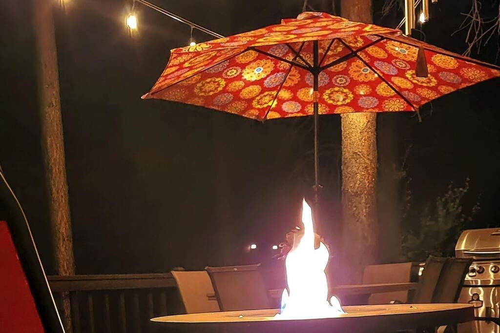 Kathys Cabin, King Bed, Hot Tub, Near-Nau & Downtown Attractions, Perfect Year-Round Mountain Getaway Flagstaff Ngoại thất bức ảnh