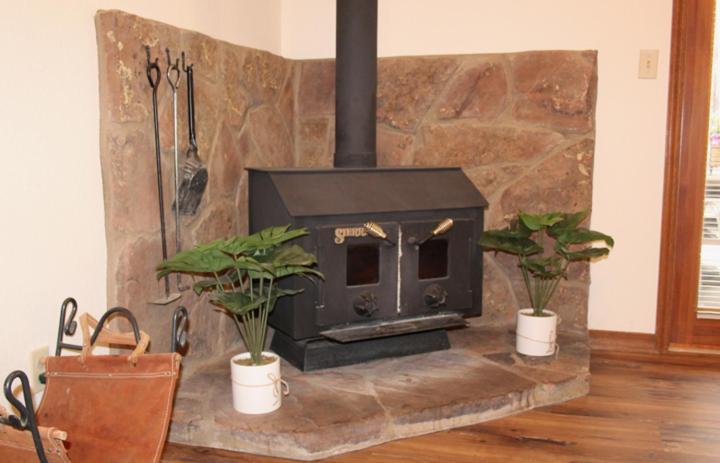 Kathys Cabin, King Bed, Hot Tub, Near-Nau & Downtown Attractions, Perfect Year-Round Mountain Getaway Flagstaff Ngoại thất bức ảnh